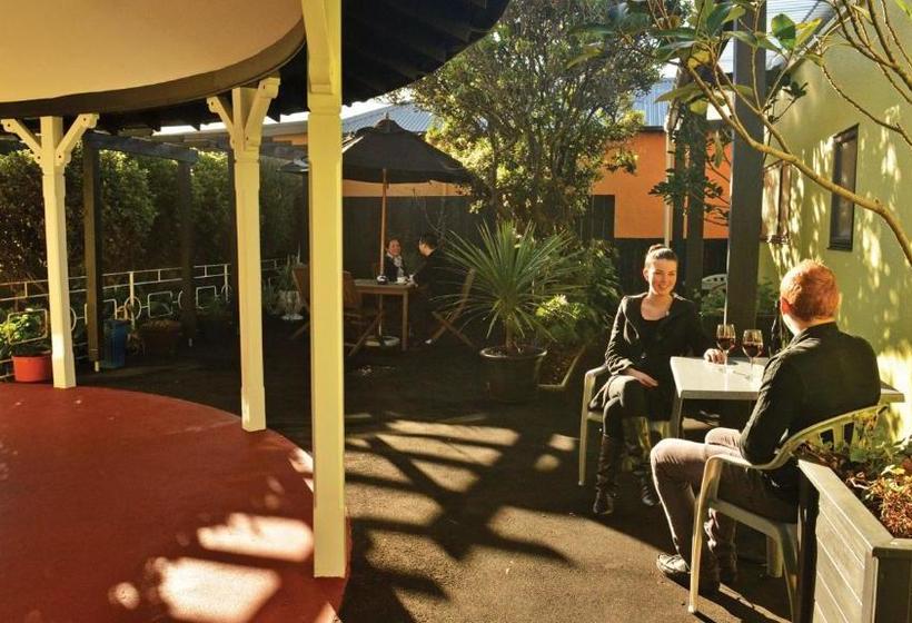 Esplanade Apartments