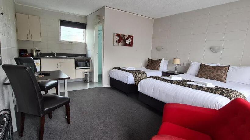 Forgotten World Motel