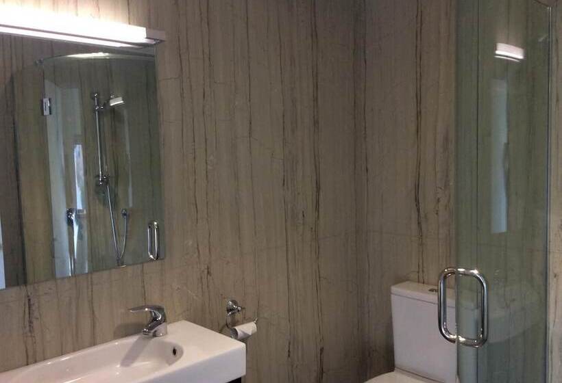 Golf Course Road Chalets