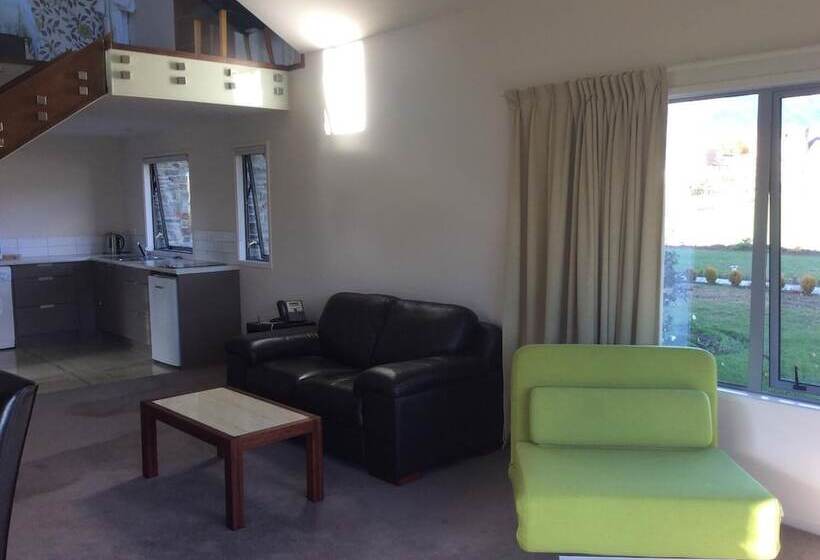 Golf Course Road Chalets