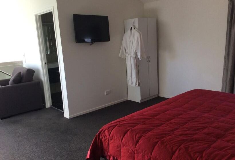 Golf Course Road Chalets