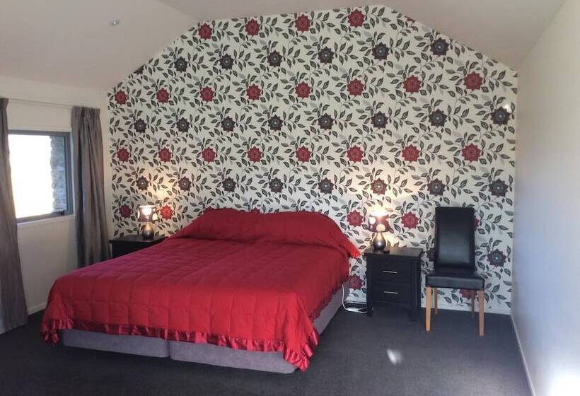 Golf Course Road Chalets