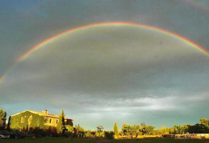 Hostal Nou De Crespià