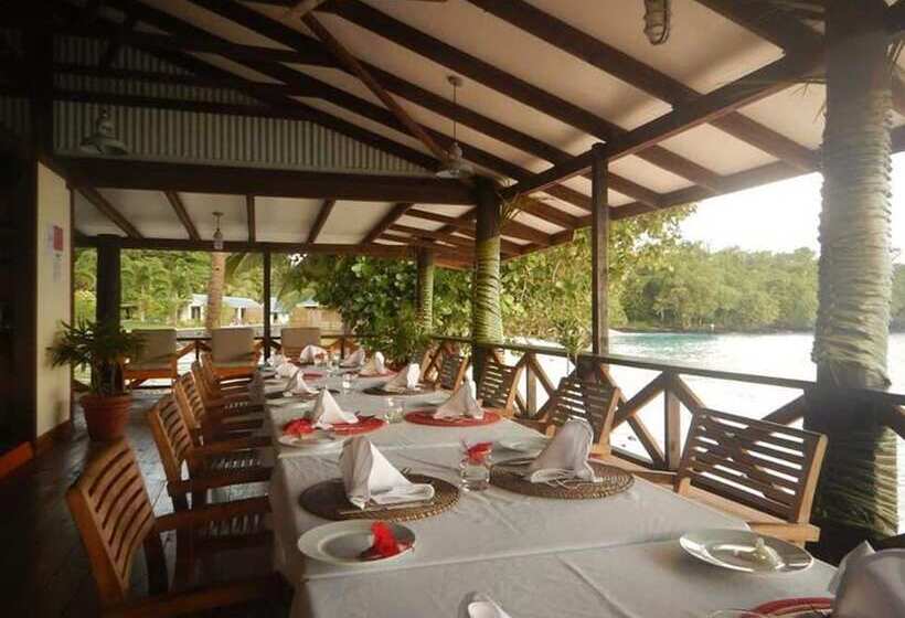 هتل Aganoa Lodge Samoa