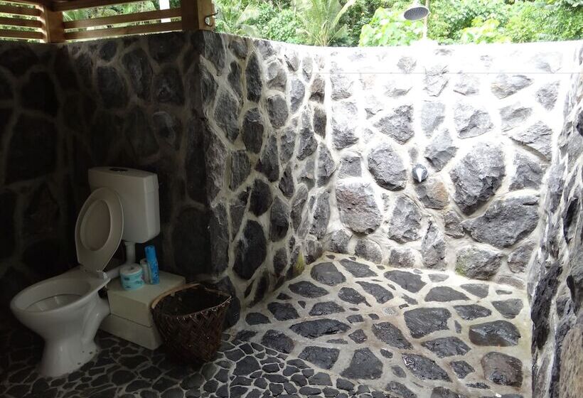 هتل Aganoa Lodge Samoa
