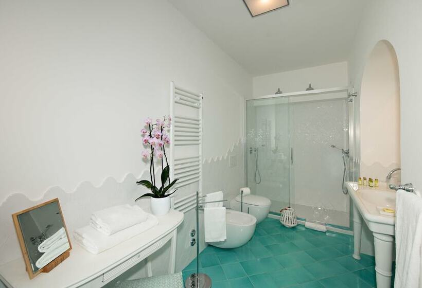 هتل Alcione Residence