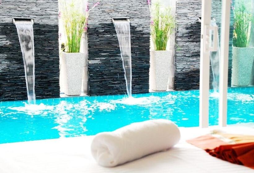 هتل Amin Resort