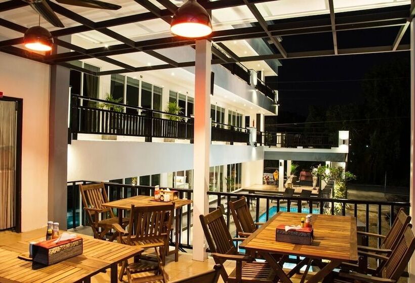 هتل Amin Resort