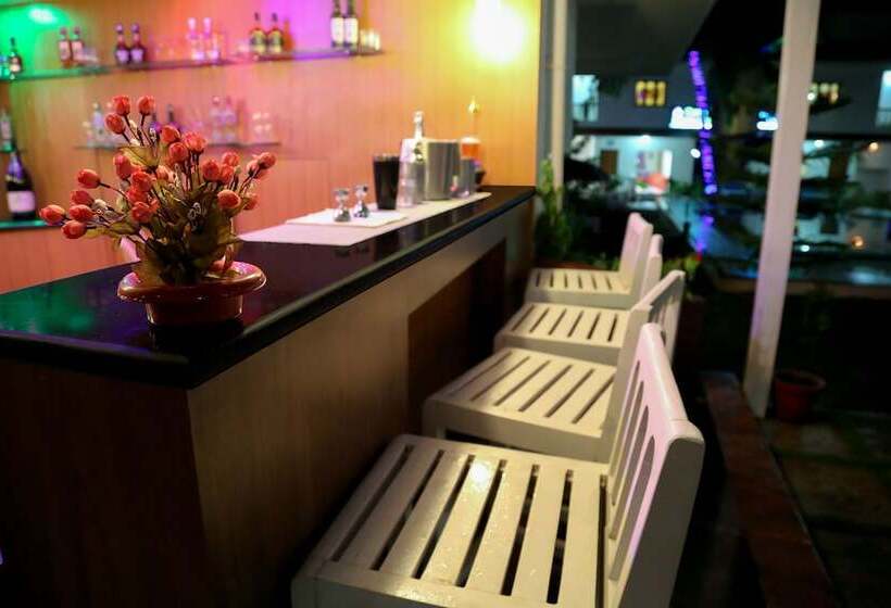 فندق Aromiaa Villas