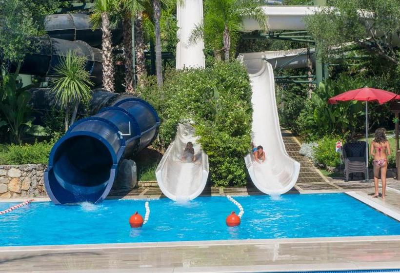 Отель Villaggio Blue Marine