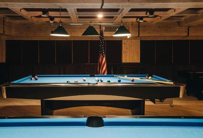 هتل Chateau Kvareli