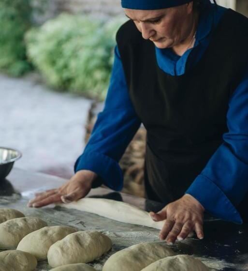 هتل Chateau Kvareli