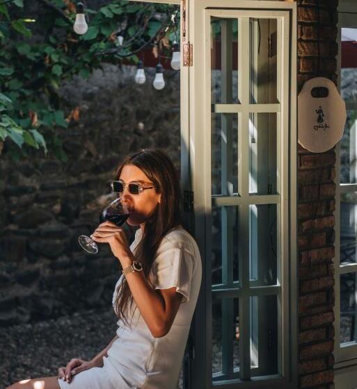 هتل Chateau Kvareli