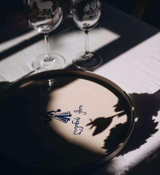 هتل Chateau Kvareli