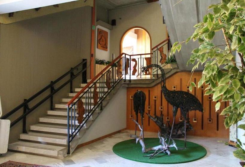 ホテル Costellazioni