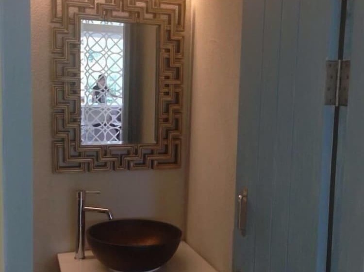 בית מלון כפרי De Pastel Hua Hin