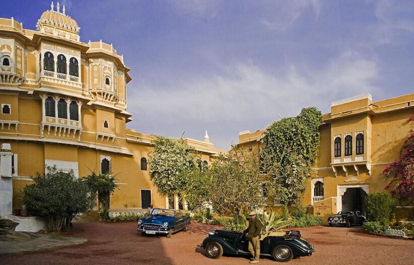 فندق Deogarh Mahal