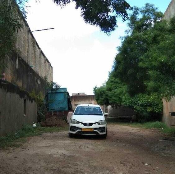 בית מלון כפרי Deogarh Mahal