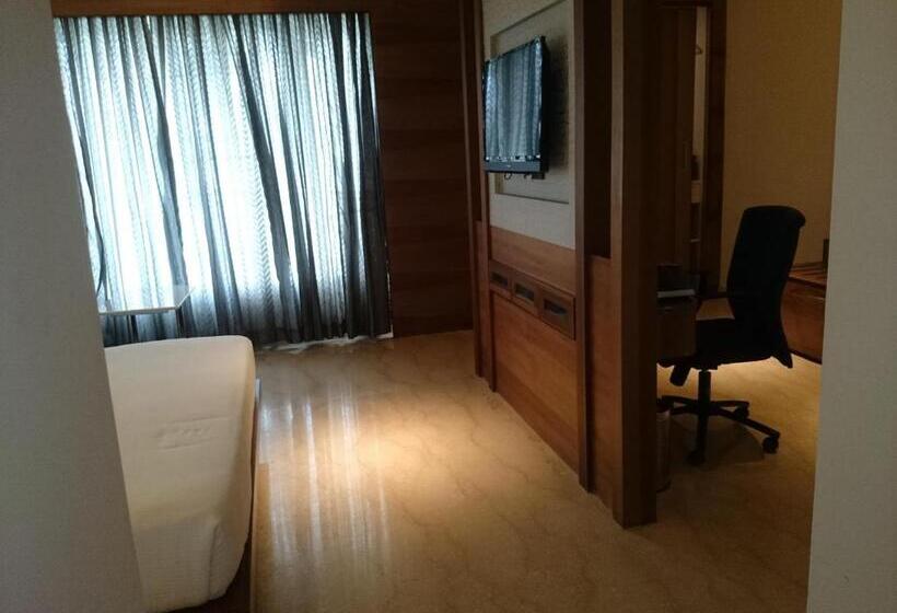 酒店 Diana Heights Luxury