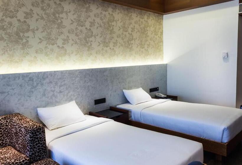 酒店 Diana Heights Luxury