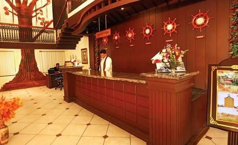 ホテル Emarald Resort