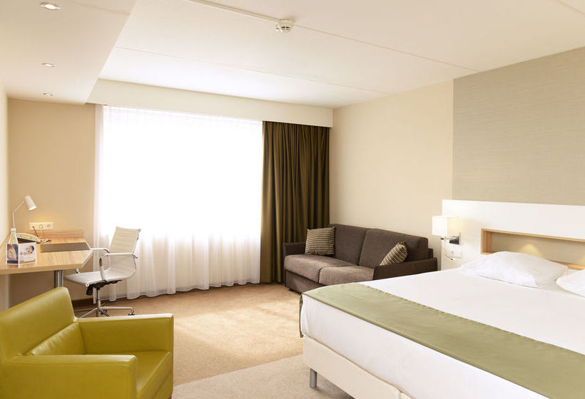 فندق Golden Tulip Amsterdam Riverside