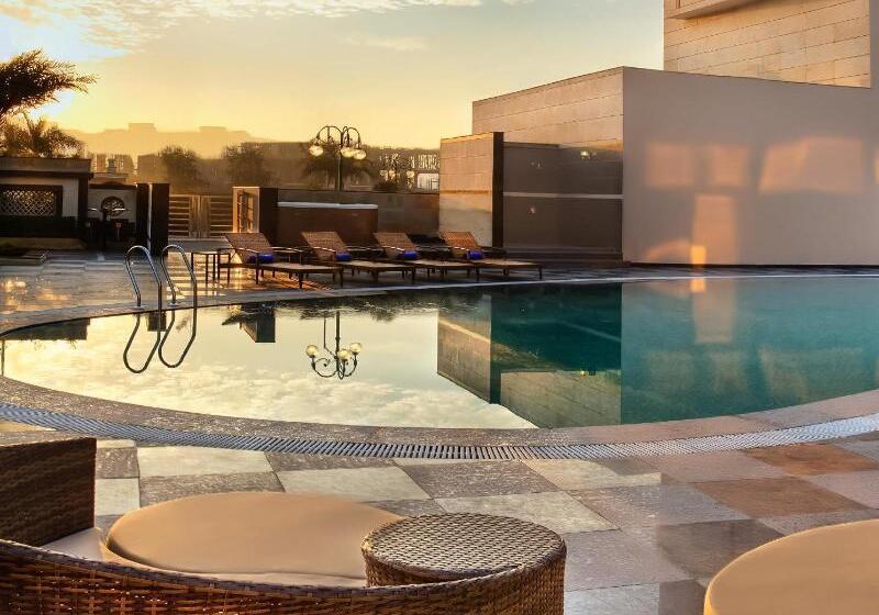 فندق Golden Tulip  Bhiwadi