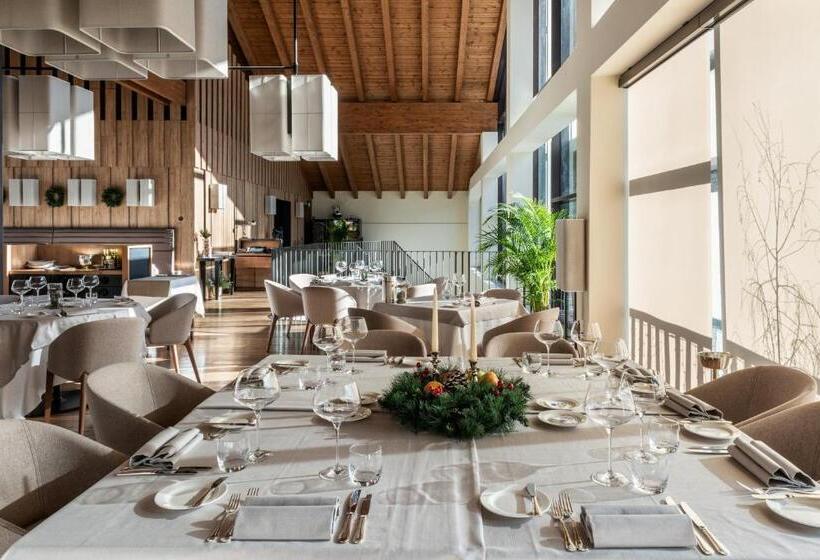 Grand Hotel Courmayeur Mont Blanc, By R Collection Hotels