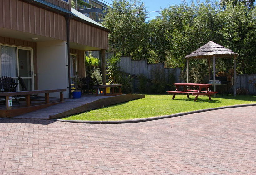 בית מלון כפרי Hahei Beach Resort