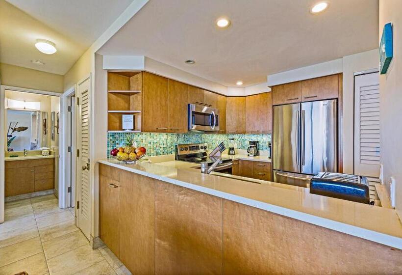 호텔 Hololani B703   Full Ocean View