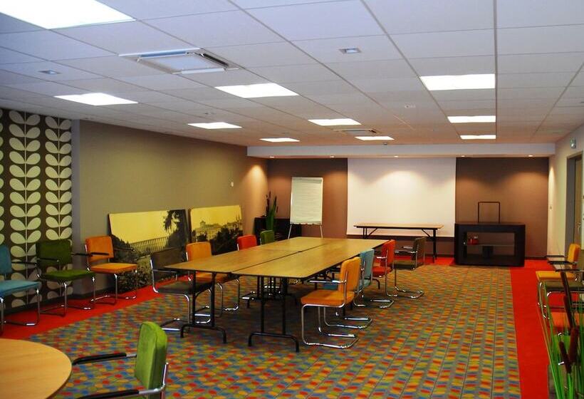 هتل Ibis Styles Chaumont Centre Gare