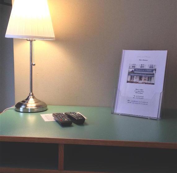 酒店 Hôtel Des 3 Marches Logis Hôtel Restaurant