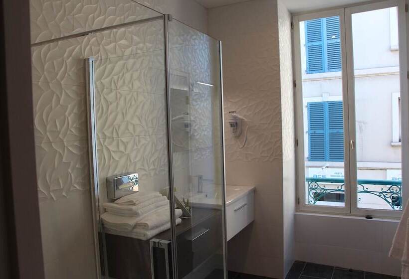 בית מלון כפרי L Esturgeon