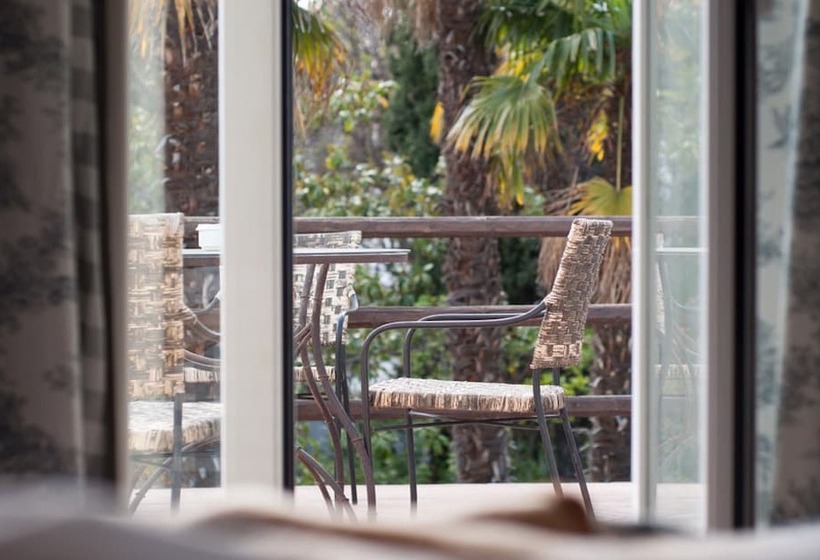 בית מלון כפרי Las Aguas Del Arbuniel Con Pista De Pádel