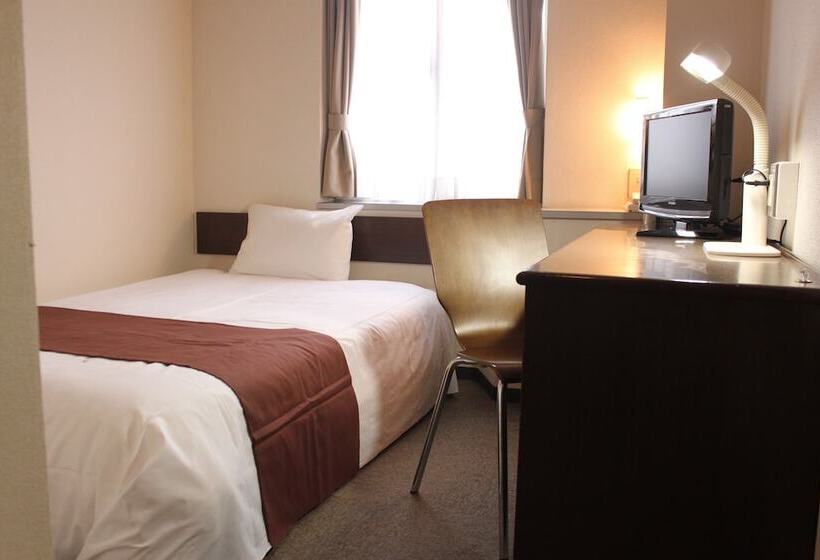 בית מלון כפרי Livemax Budget Iyomishima