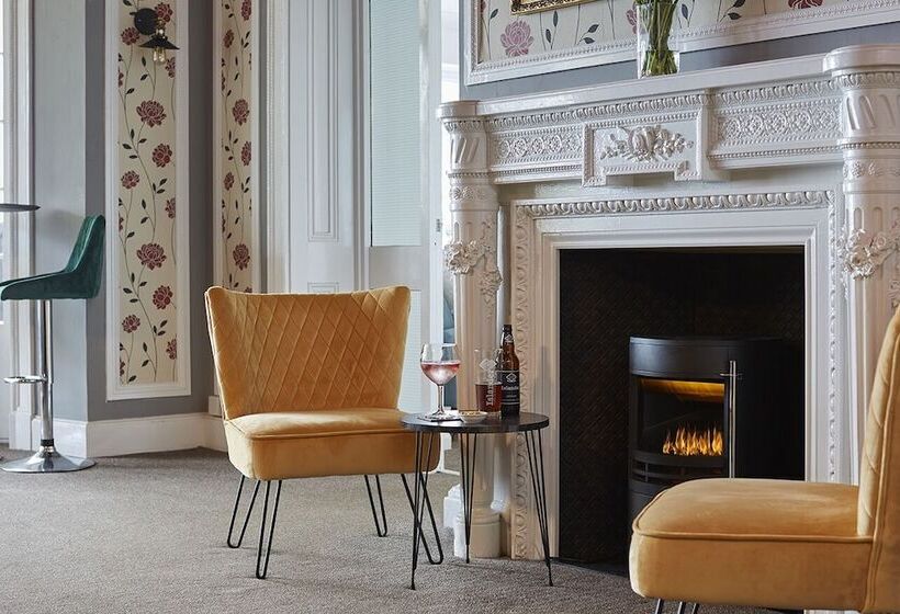 호텔 Luccombe Manor Country House