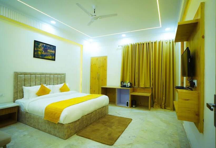 Отель Mango Bloom River Resort