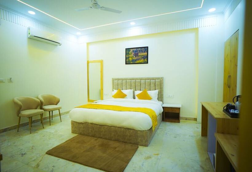 Отель Mango Bloom River Resort