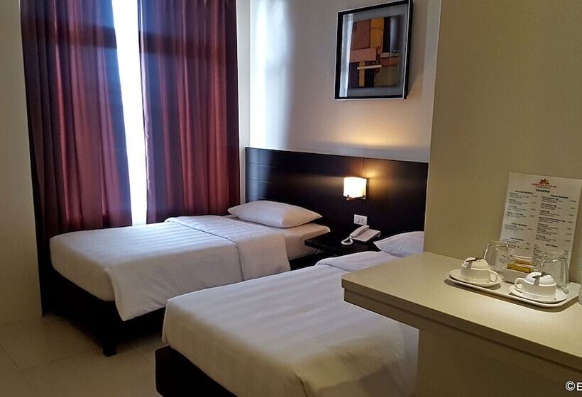 هتل Manhattan Suites Inn