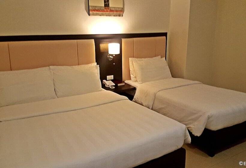 هتل Manhattan Suites Inn