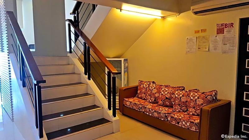 هتل Manhattan Suites Inn