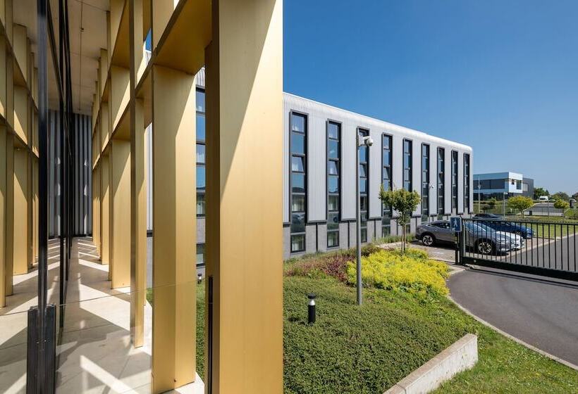 ホテル Martin's Red