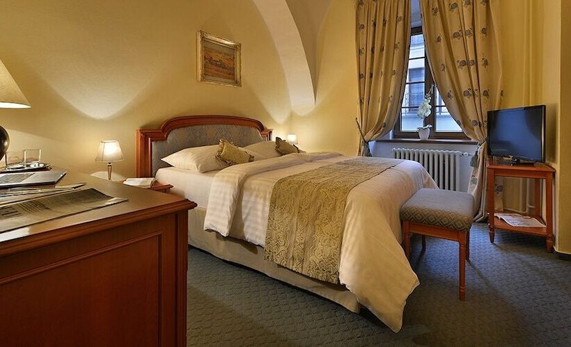 酒店 Maximilian Lifestyle Resort