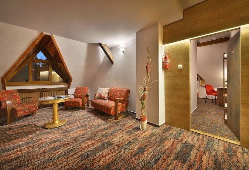 ホテル Maximilian Lifestyle Resort