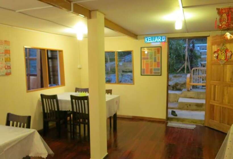 فندق Mile 36 Lodge