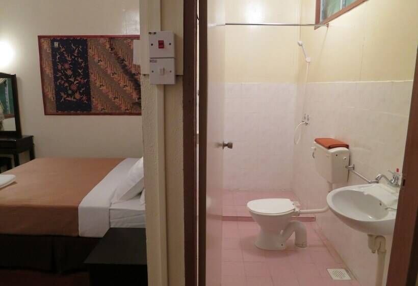 فندق Mile 36 Lodge