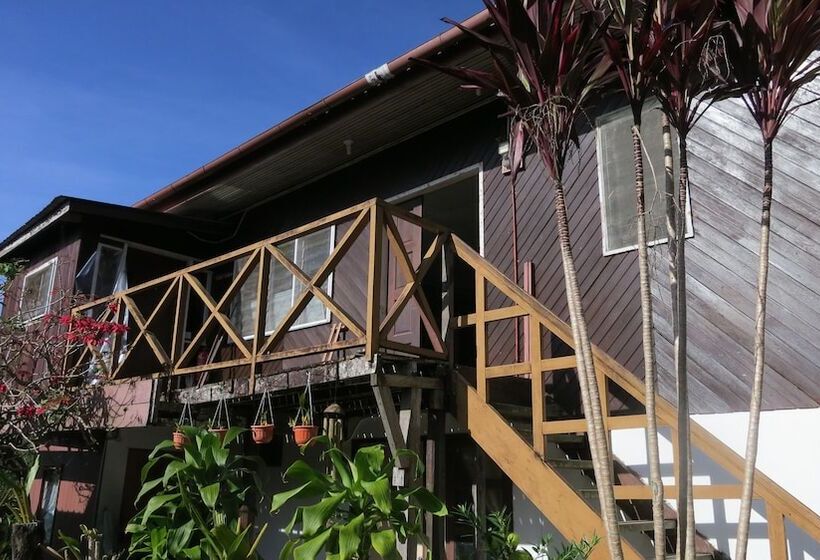 فندق Mile 36 Lodge