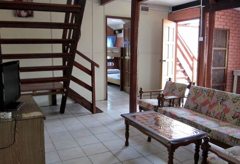 فندق Mile 36 Lodge