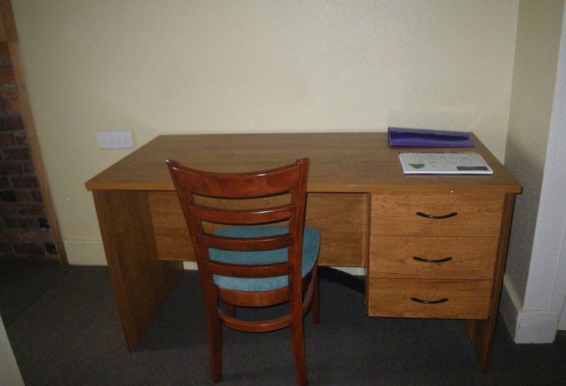 בית מלון כפרי Mole Creek Cabins