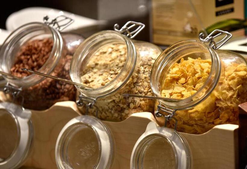 Отель Negresco Princess 4 Sup